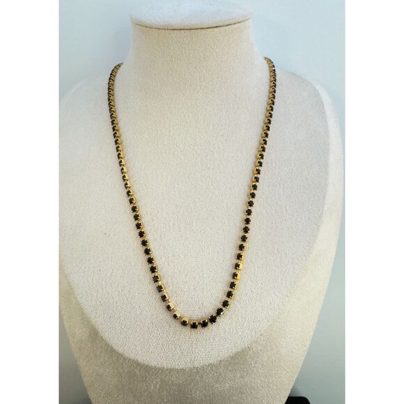 Beautiful Vintage Tennis Crystal Necklace - Picture 2 of 6